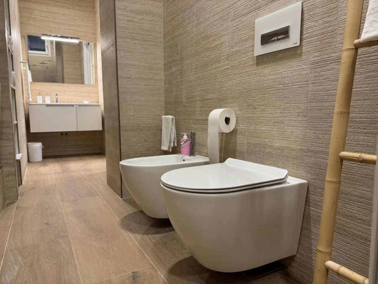 Roccia Verde Apartment Τσερνόμπιο