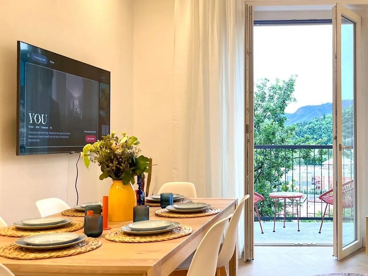 Roccia Verde Apartment Τσερνόμπιο 0*,