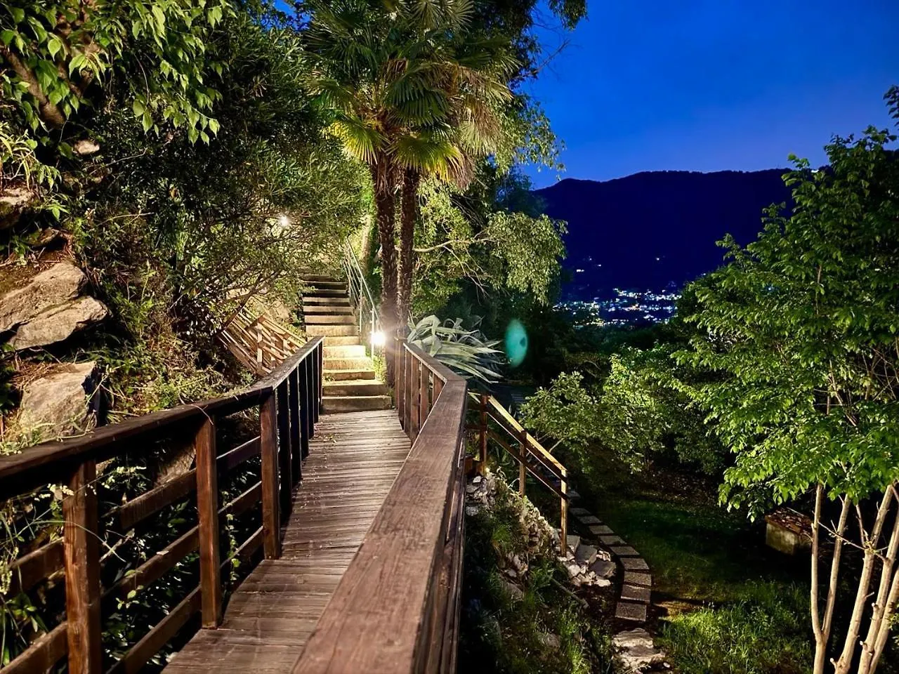 Roccia Verde Apartment Τσερνόμπιο